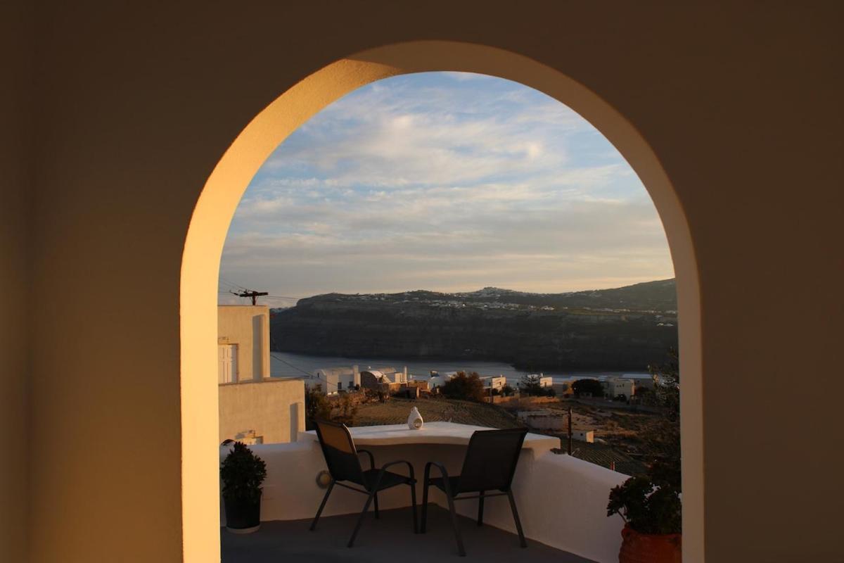 Villa Solasta #2 With Jacuzzi In Santorini Akrotírion Esterno foto